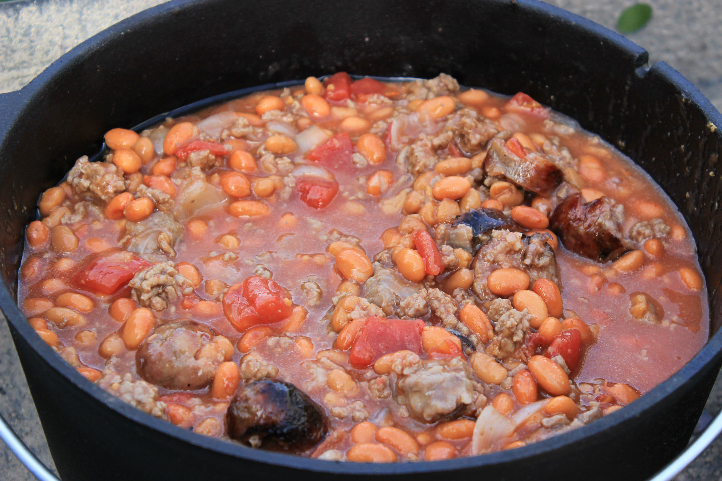 Dutch Oven Baked Beans