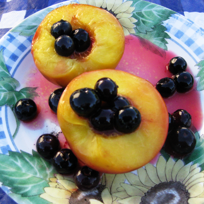 Grilled Peaches and Berries